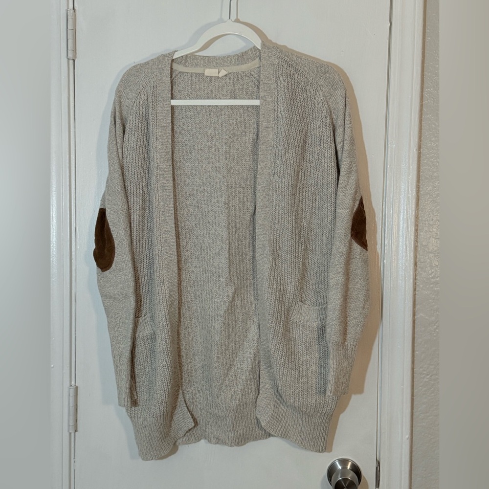Cozy Cloth Gray Cardigan with Brown Accents size XS